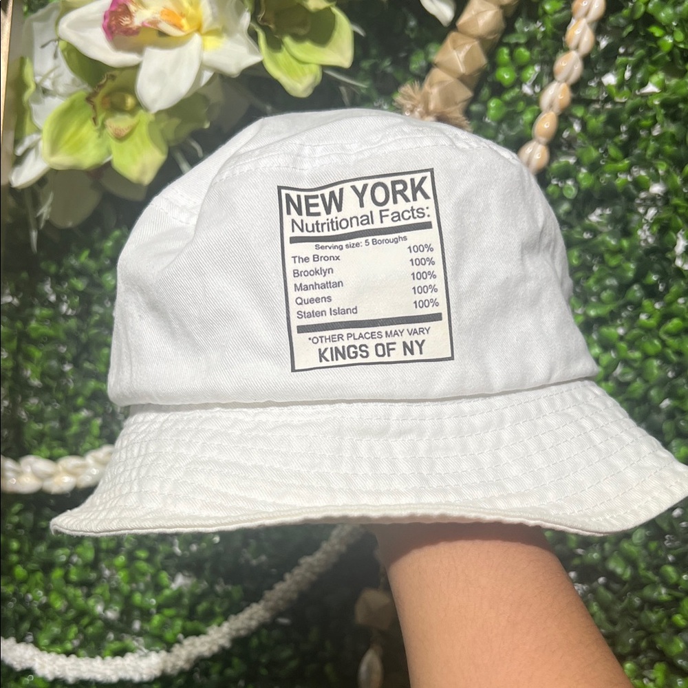 Kings Of New York White 'New York Nutritional Facts' Bucket Hat OS